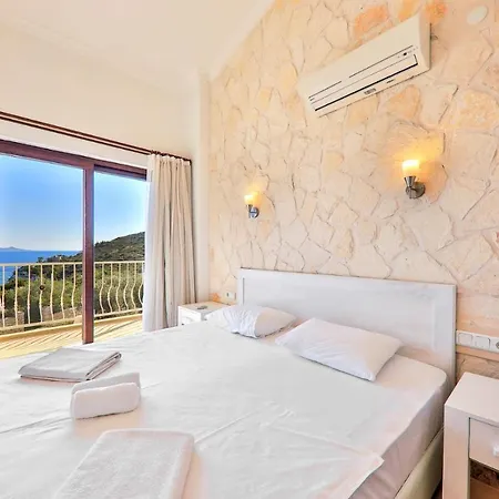 Вилла С Прекрасным Садом И Видом На Море! Βίλα